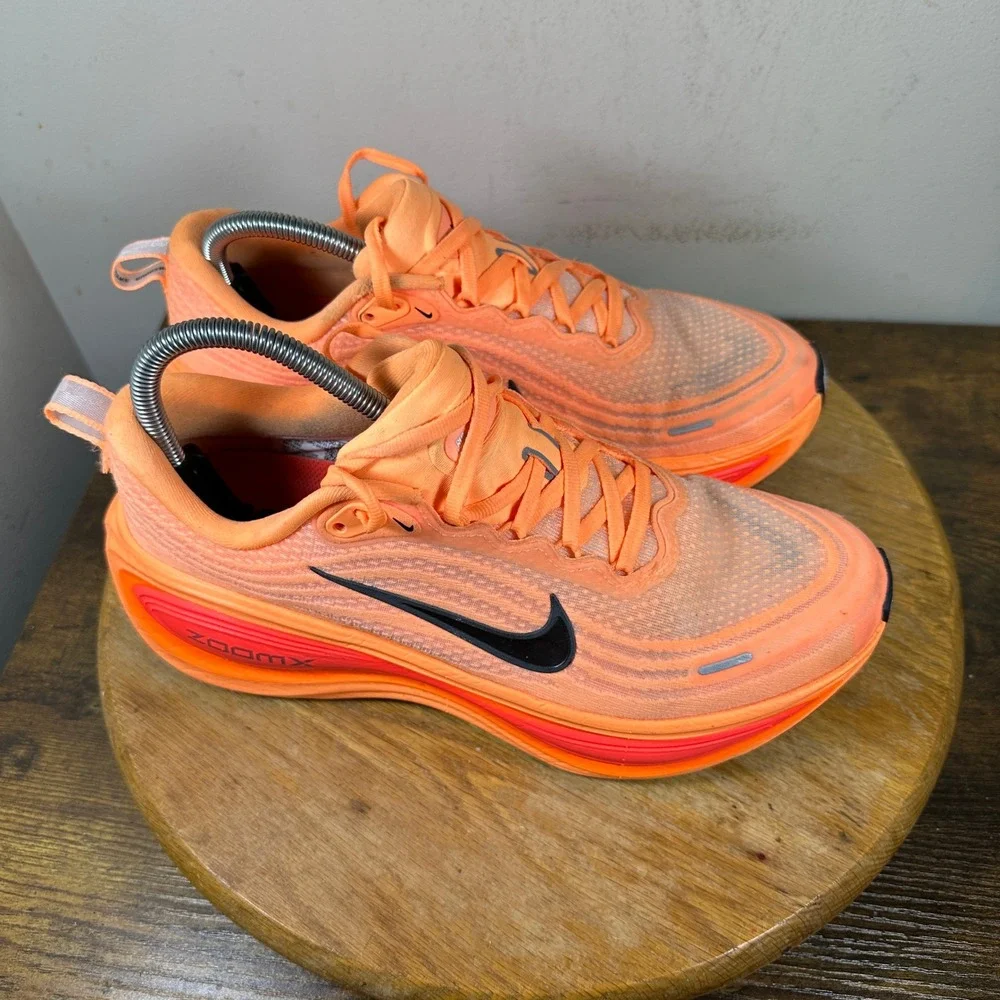 Nike Vomero Plus Mens 8 Orange Running Shoes HV8150-801